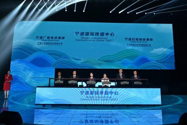 Ningbo’s New International Hub Unveiled: A Bridge to the World 🌏 Ningbo_s_New_International_Hub_Unveiled__A_Bridge_to_the_World__