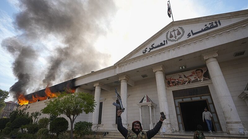 Opposition_Forces_Seize_Damascus_as_President_al_Assad_Flees - News for amigos, by amigos Opposition_Forces_Seize_Damascus_as_President_al_Assad_Flees