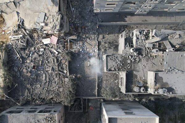 Over 140 Lives Lost in Overnight Gaza Raids; Humanitarian Aid Convoy Enters via Rafah Over_140_Lives_Lost_in_Overnight_Gaza_Raids__Humanitarian_Aid_Convoy_Enters_via_Rafah video poster