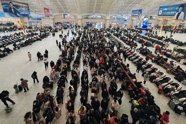 Over 250 Million Trips Expected on Day 10 of China’s Spring Festival Travel Rush Over_250_Million_Trips_Expected_on_Day_10_of_China_s_Spring_Festival_Travel_Rush