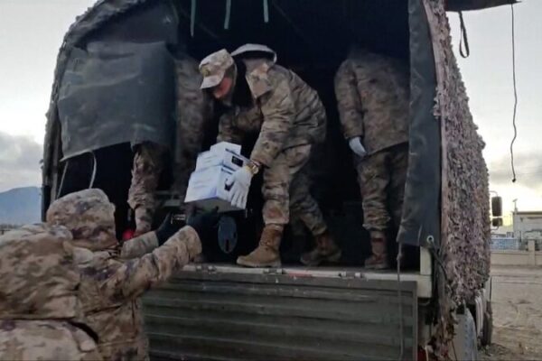 PLA Medical Heroes Rush to Aid Quake-Hit Xizang PLA_Medical_Heroes_Rush_to_Aid_Quake_Hit_Xizang video poster