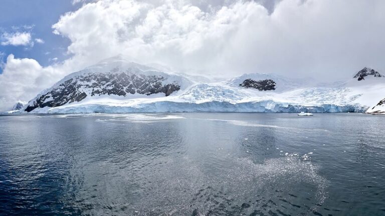Polar_Climate_Change_Report_2023__Alarming_Trends_in_the_Arctic_and_Antarctic____