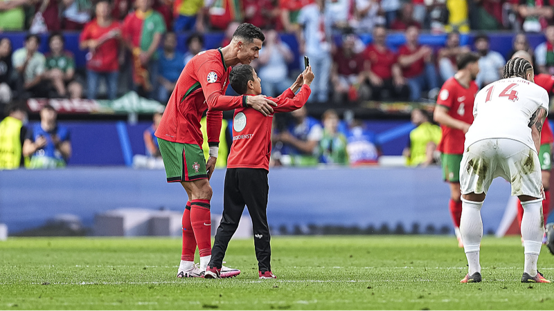 Portugal_s_Coach_Martinez_Pleads_with_Ronaldo_Fans__Stop_the_Pitch_Invasions_____