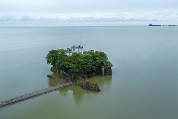 Poyang Lake Overflowing: Heavy Rains Push China’s Largest Freshwater Lake Over Alert Level 🌊 Poyang_Lake_Overflowing__Heavy_Rains_Push_China_s_Largest_Freshwater_Lake_Over_Alert_Level__