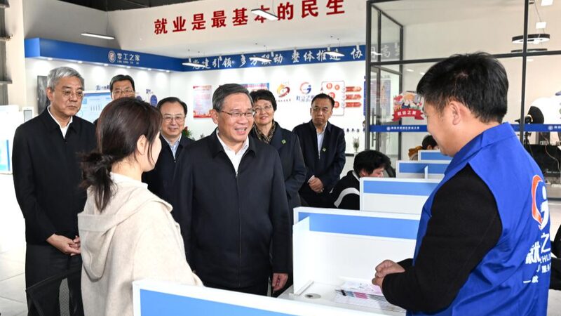 Premier_Li_Qiang_Champions_People_s_Well_being_and_Green_Living_in_Provincial_Tour