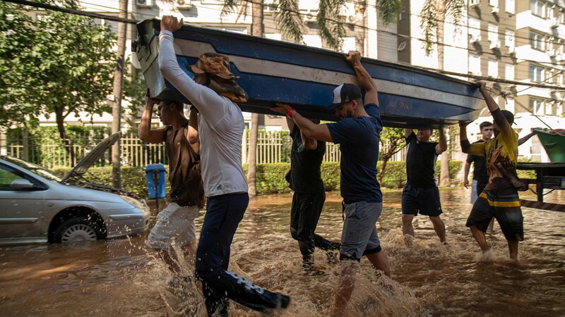 President_Lula_Seeks_Emergency_Declaration_After_Deadly_Floods_in_Southern_Brazil - News for amigos, by amigos President_Lula_Seeks_Emergency_Declaration_After_Deadly_Floods_in_Southern_Brazil