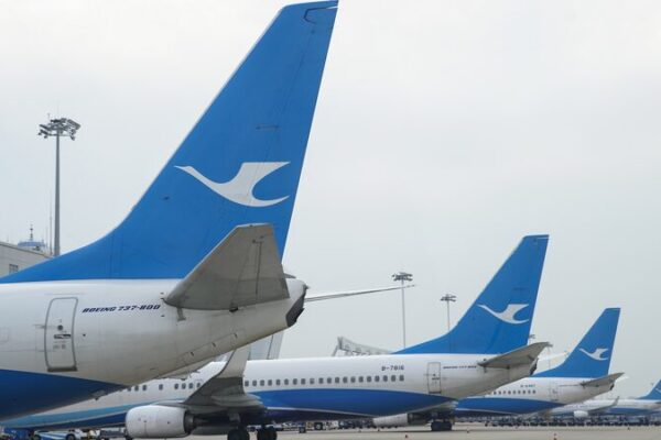 President Xi Encourages Xiamen Airlines to Boost Cross-Straits Ties ✈️ President_Xi_Encourages_Xiamen_Airlines_to_Boost_Cross_Straits_Ties___
