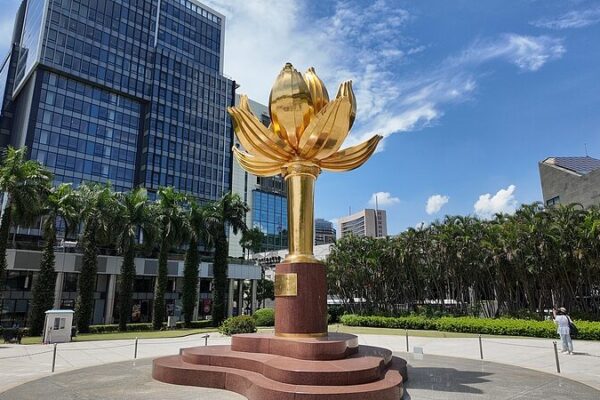 President Xi Jinping Lights Up Macao with Inspirational Speech 🎇 President_Xi_Jinping_Lights_Up_Macao_with_Inspirational_Speech__