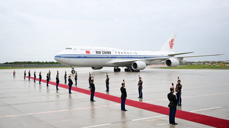 President_Xi_Visits_Paris_to_Boost_China_France_Friendship______ - News for amigos, by amigos President_Xi_Visits_Paris_to_Boost_China_France_Friendship______