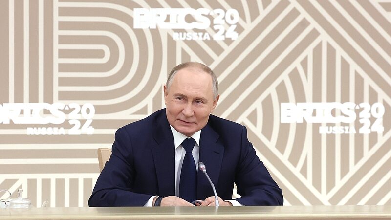 Putin_Bows_Out_of_Brazil_s_G20_Summit__Praises_Friendship_with_President_Lula