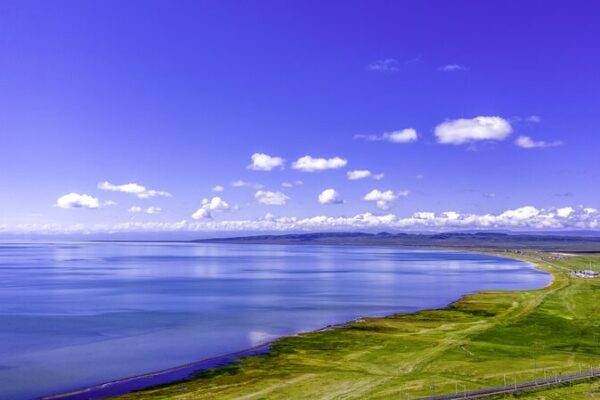 Qinghai Lake Levels Rise by 1.3 Meters, Bringing Fresh Hopes 🌊 Qinghai_Lake_Levels_Rise_by_1_3_Meters__Bringing_Fresh_Hopes__
