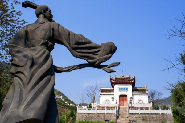 Qu Yuan’s Spirit: The Dragon Boat Festival’s Journey Through Time Qu_Yuan_s_Spirit__The_Dragon_Boat_Festival_s_Journey_Through_Time