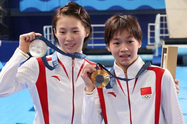 Quan Hongchan Makes History at Paris 2024 Olympics! 🏅 Quan_Hongchan_Makes_History_at_Paris_2024_Olympics___