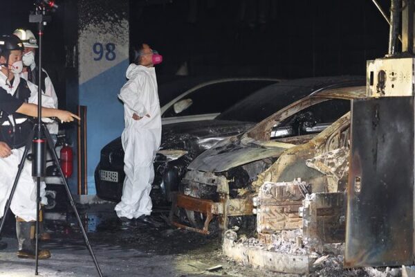 ROK Speeds Up EV Battery Checks After Fiery Scares 🚗🔥 ROK_Speeds_Up_EV_Battery_Checks_After_Fiery_Scares___