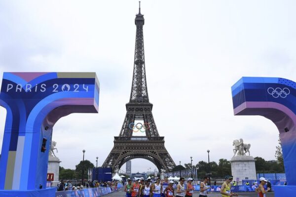 Race Through History: 40,000 Runners to Hit Paris Olympic Routes in ‘Marathon for All’ 🏃♀️🇫🇷 Race_Through_History__40_000_Runners_to_Hit_Paris_Olympic_Routes_in__Marathon_for_All________