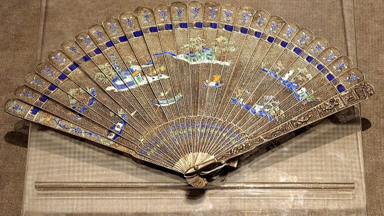 Rare_Relics_Shine_at_Wuhan_s_Maritime_Silk_Road_Exhibition