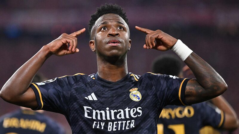 Real_Madrid_s_Magical_Comebacks__How_They_Keep_the_Champions_League_Dream_Alive - News for amigos, by amigos Real_Madrid_s_Magical_Comebacks__How_They_Keep_the_Champions_League_Dream_Alive