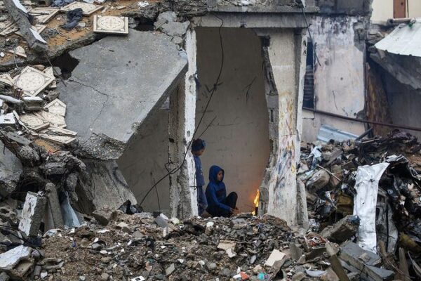 🏗️ Rebuilding Gaza: 3-5 Years to Clear the Rubble with Enough Support ___Rebuilding_Gaza__3_5_Years_to_Clear_the_Rubble_with_Enough_Support