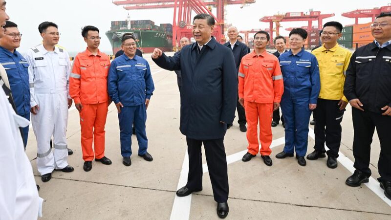 Reforming_for_the_Future__China_s_Ports_Lead_the_Way_in_Modernization___ - News for amigos, by amigos Reforming_for_the_Future__China_s_Ports_Lead_the_Way_in_Modernization___