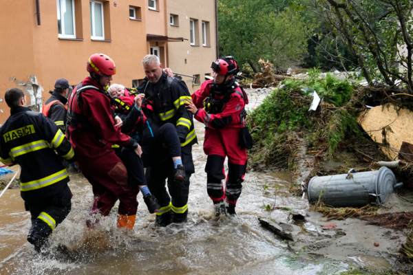 Rising Waters in Central Europe: Floods Force Thousands to Flee 🌀 Rising_Waters_in_Central_Europe__Floods_Force_Thousands_to_Flee__