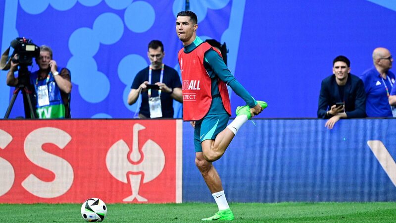 Ronaldo_Earned_His_Spot__Portugal_Coach_Cheers_on_CR7_Ahead_of_Euro_Clash___ - News for amigos, by amigos Ronaldo_Earned_His_Spot__Portugal_Coach_Cheers_on_CR7_Ahead_of_Euro_Clash___