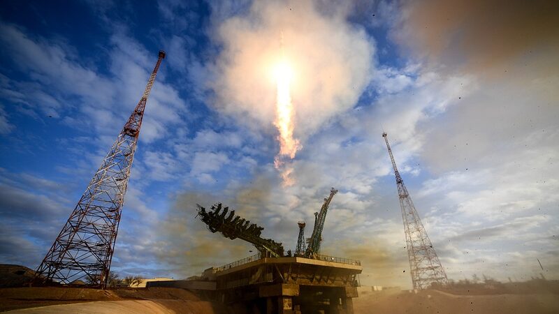 Russian_Soyuz_Rocket_Finally_Blasts_Off_to_the_ISS_with_Trio_of_Astronauts - News for amigos, by amigos __Russian_Soyuz_Rocket_Finally_Blasts_Off_to_the_ISS_with_Trio_of_Astronauts