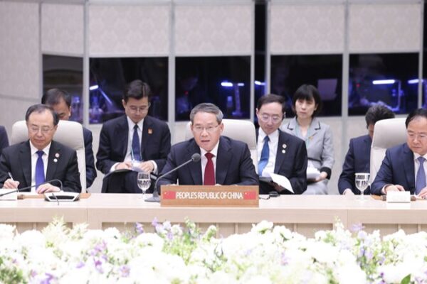 Samsung’s $24B Bet on China: A New Chapter in Asia’s Trilateral Ties 📱🌏 Samsung_s__24B_Bet_on_China__A_New_Chapter_in_Asia_s_Trilateral_Ties___