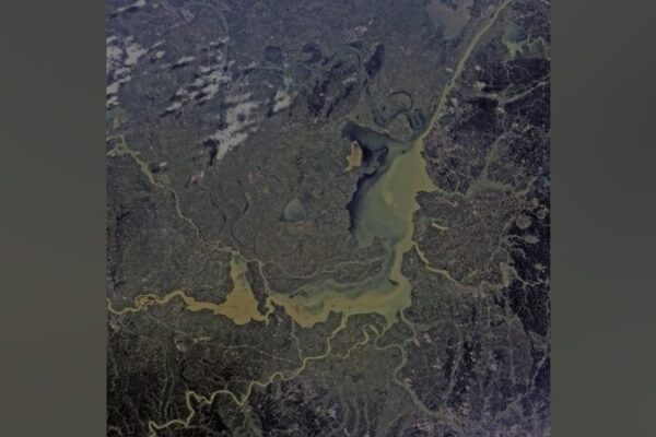 Satellites to the Rescue! China Mobilizes Space Tech After Dike Breach 🌊🚀 Satellites_to_the_Rescue__China_Mobilizes_Space_Tech_After_Dike_Breach___