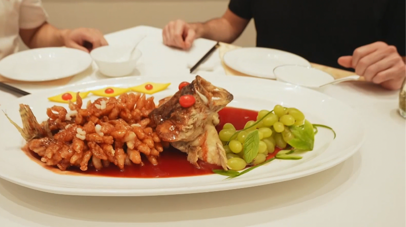 Savoring_Suzhou__The_Story_Behind_the_Squirrel_Shaped_Mandarin_Fish_____poster - News for amigos, by amigos Savoring_Suzhou__The_Story_Behind_the_Squirrel_Shaped_Mandarin_Fish____ video poster