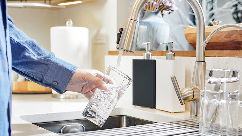 Scientists_Discover_Potentially_Toxic_Chemical_in_U_S__Tap_Water - News for amigos, by amigos __Scientists_Discover_Potentially_Toxic_Chemical_in_U_S__Tap_Water