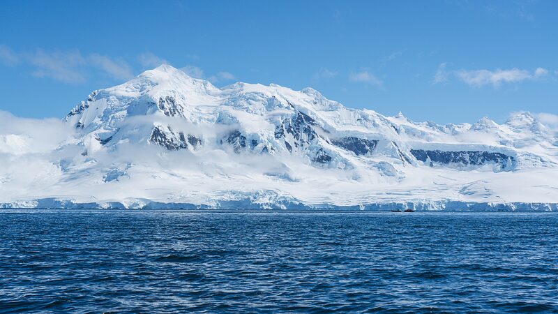 Scientists_Unveil_Antarctic_Secrets_with_Epic_Ice_Drill_Adventure