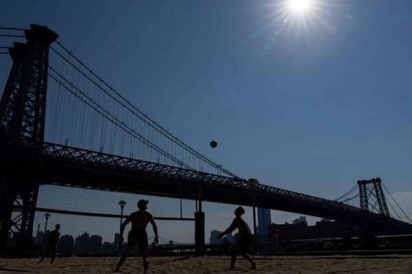 🔥 Scorching Heat Arrives Early: China’s First Orange Alert Hits on June 9 __Scorching_Heat_Arrives_Early__China_s_First_Orange_Alert_Hits_on_June_9
