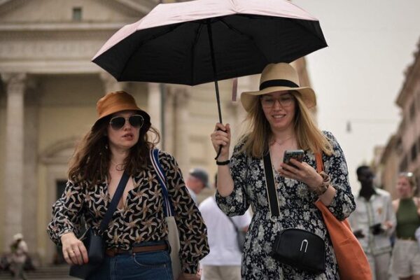 🔥 Scorching Heat Wave to Hit 17 Italian Cities This Weekend! ☀️ __Scorching_Heat_Wave_to_Hit_17_Italian_Cities_This_Weekend____