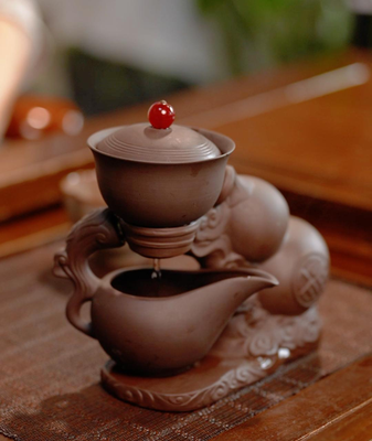 Self-Pouring Purple Clay Teapot: Where Tradition Meets Innovation! Self_Pouring_Purple_Clay_Teapot__Where_Tradition_Meets_Innovation_ video poster