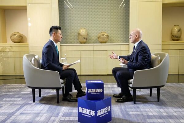 Serbian_PM_Vuc_evic__Embraces_President_Xi_s_Global_Initiatives_for_Peaceful_Progress video poster