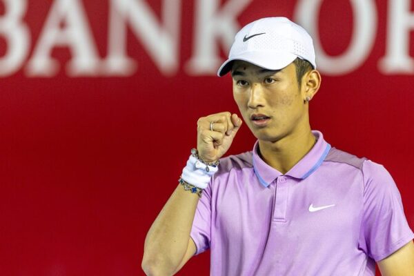 Shang Juncheng Triumphs Over Marozsan to Reach ATP Hong Kong Semifinals Shang_Juncheng_Triumphs_Over_Marozsan_to_Reach_ATP_Hong_Kong_Semifinals