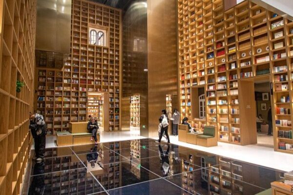 Shanghai Book City: From Iconic Bookstore to Vibrant Cultural Hub Shanghai_Book_City__From_Iconic_Bookstore_to_Vibrant_Cultural_Hub