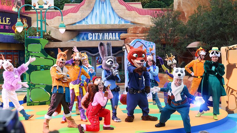 Shanghai_Disney_s_Zootopia_Land_Opens_First_in_the_World___ - News for amigos, by amigos Shanghai_Disney_s_Zootopia_Land_Opens_First_in_the_World___