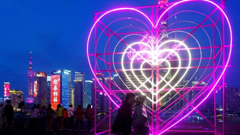 Shanghai_s_Giant_Heart_Lights_Up_the_Night__ - News for amigos, by amigos Shanghai_s_Giant_Heart_Lights_Up_the_Night__