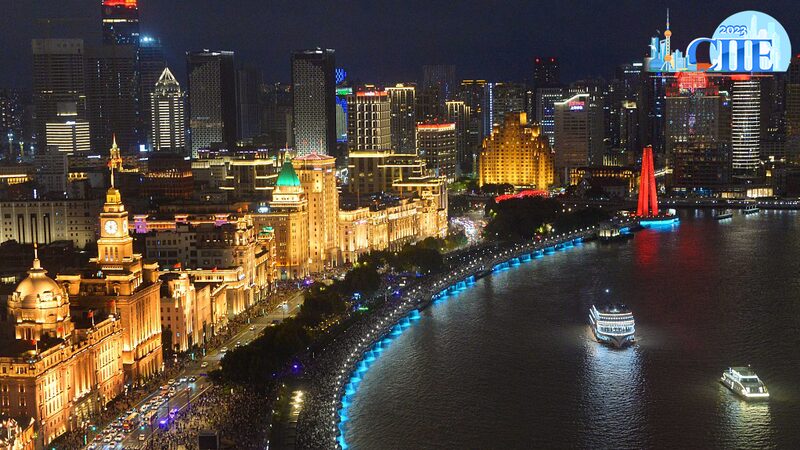 Shanghai_s_Skyline_Shines__Exploring_the_Pearl_of_the_Orient___poster - News for amigos, by amigos Shanghai_s_Skyline_Shines__Exploring_the_Pearl_of_the_Orient__ video poster