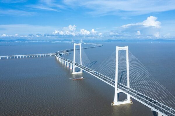Shenzhen-Zhongshan Cross-Sea Link Opens, Bridging the Future! 🚀🌉 Shenzhen_Zhongshan_Cross_Sea_Link_Opens__Bridging_the_Future____
