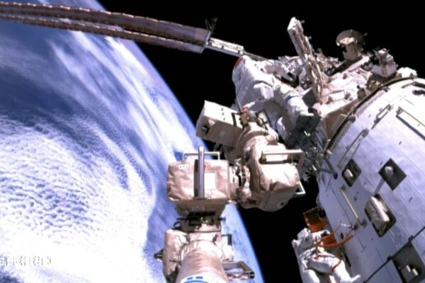Shenzhou-18 Astronauts Gear Up for Earth Return: A Journey to Remember Shenzhou_18_Astronauts_Gear_Up_for_Earth_Return__A_Journey_to_Remember video poster