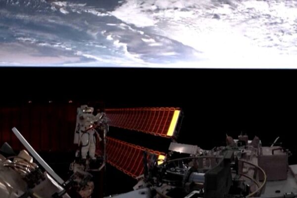 Shenzhou-19 Astronauts Rock Epic 8.5-Hour Spacewalk Adventure! 🚀 Shenzhou_19_Astronauts_Rock_Epic_8_5_Hour_Spacewalk_Adventure___ video poster