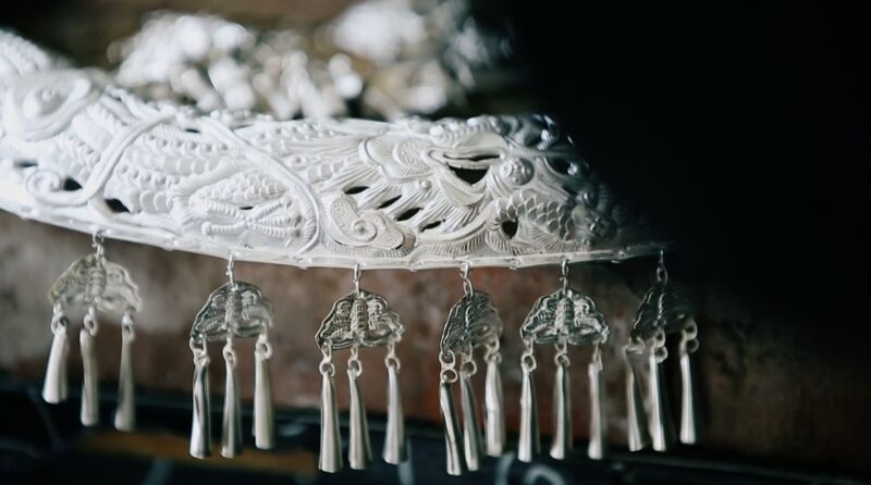 Shimmering_Traditions__The_Miao_People_s_Mesmerizing_Silver_Art__poster - News for amigos, by amigos Shimmering_Traditions__The_Miao_People_s_Mesmerizing_Silver_Art_ video poster