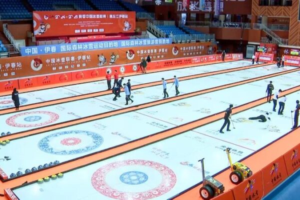 Sichuan Team Two Slides into Chinese Curling League Mixed Doubles Final! Sichuan_Team_Two_Slides_into_Chinese_Curling_League_Mixed_Doubles_Final_