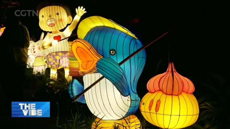 Singapore_Lights_Up__Mid_Autumn_Festival_Brings_Families_Together video poster