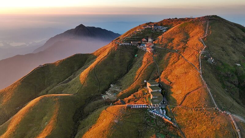 Six_Chinese_Geoparks_Join_UNESCO_s_Global_Geoparks_Network_ - News for amigos, by amigos __Six_Chinese_Geoparks_Join_UNESCO_s_Global_Geoparks_Network_