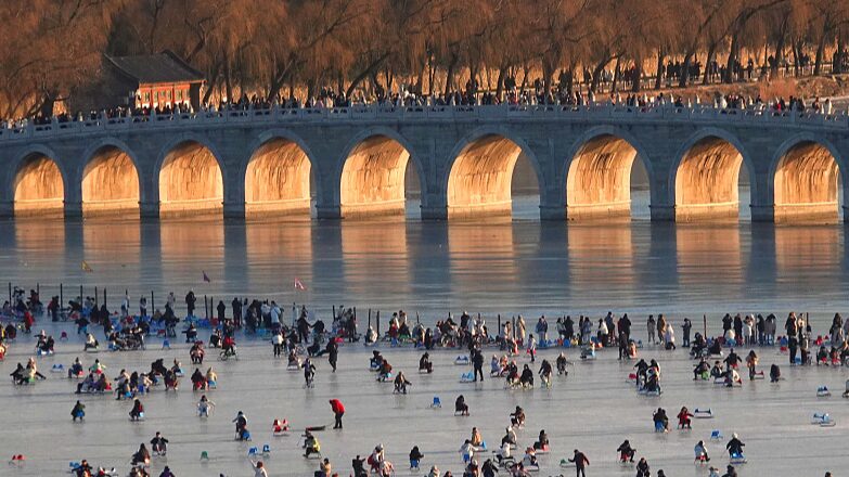 Skate_into_Winter_Fun_at_Beijing_s_Summer_Palace_Ice_Rink - News for amigos, by amigos Skate_into_Winter_Fun_at_Beijing_s_Summer_Palace_Ice_Rink