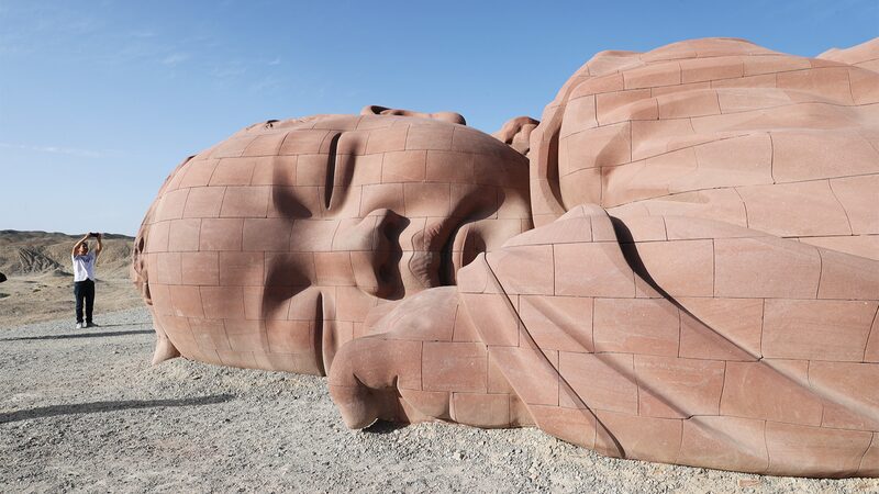 Sleeping_Giant__The_Colossal__Son_of_the_Earth__in_Gansu_s_Desert