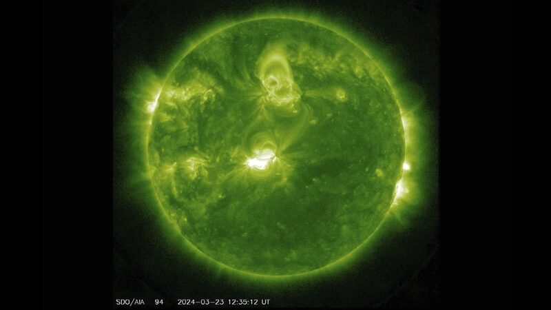 Solar_Flare_Sparks_Geomagnetic_Storm__Aurora_Lights_May_Dance_Above____ - News for amigos, by amigos Solar_Flare_Sparks_Geomagnetic_Storm__Aurora_Lights_May_Dance_Above____